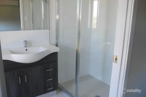 Property photo of 4 Marloo Drive Tannum Sands QLD 4680