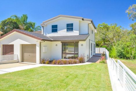 Property photo of 9 Oro Place Glenfield NSW 2167