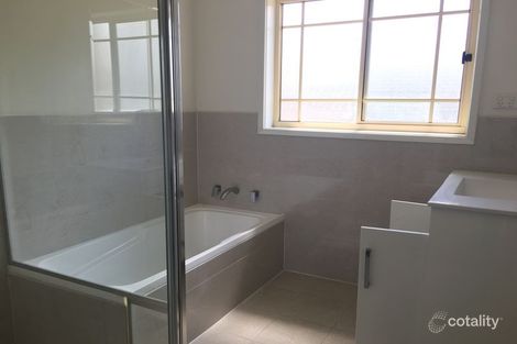 Property photo of 2/125B Koona Street Albion Park Rail NSW 2527