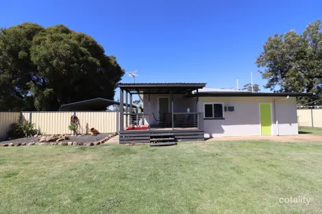 Property photo of 71 Arthur Street St George QLD 4487