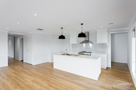 Property photo of 68 Canopy Avenue Alfredton VIC 3350