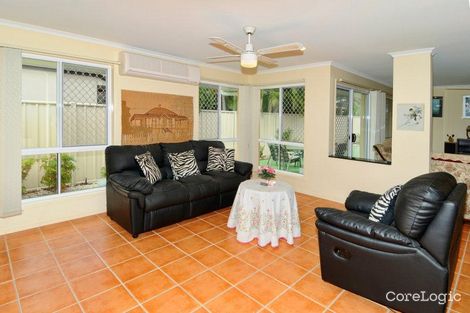 Property photo of 8 Grenada Way Parrearra QLD 4575