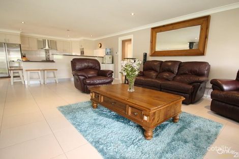 Property photo of 31 Diamond Drive Orange NSW 2800