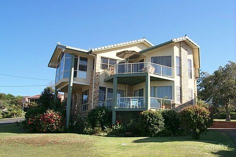 967 Ocean Dr, Bonny Hills, NSW 2445