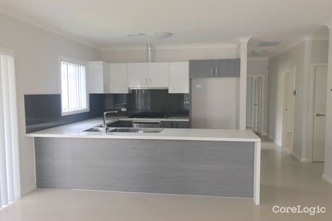 Property photo of 11 Burns Close Rooty Hill NSW 2766