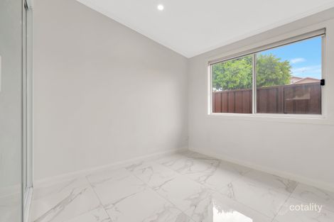 Property photo of 32 Waratah Avenue Casula NSW 2170