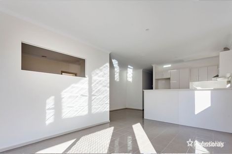 Property photo of 88 Evans Drive Croydon VIC 3136