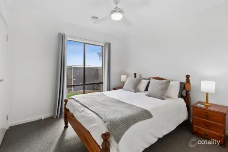 Property photo of 17 Duneview Drive Ocean Grove VIC 3226