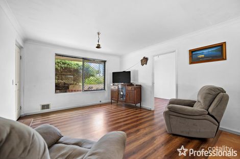 Property photo of 28 Kemmish Avenue Parmelia WA 6167