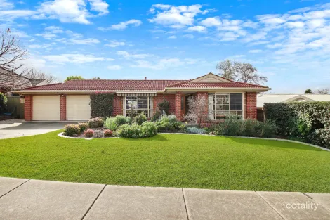 6 Palm Dr, East Albury, NSW 2640