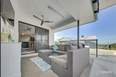 Property photo of 54 Lexington Drive Lammermoor QLD 4703