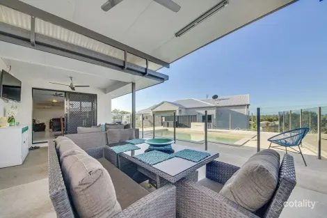 Property photo of 54 Lexington Drive Lammermoor QLD 4703