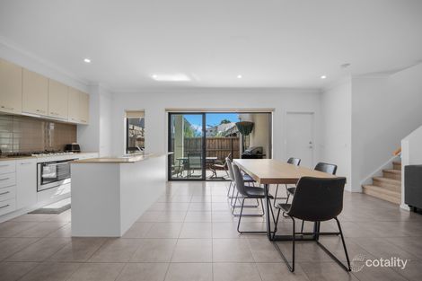 Property photo of 38 Treeve Parkway Werribee VIC 3030