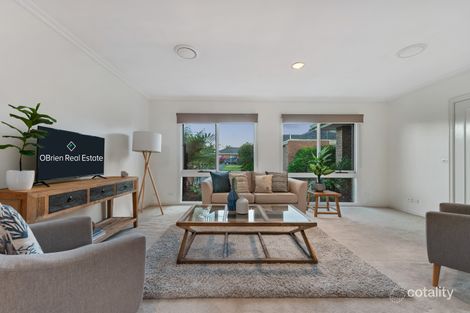 Property photo of 4/2-4 Greenview Close Dingley Village VIC 3172