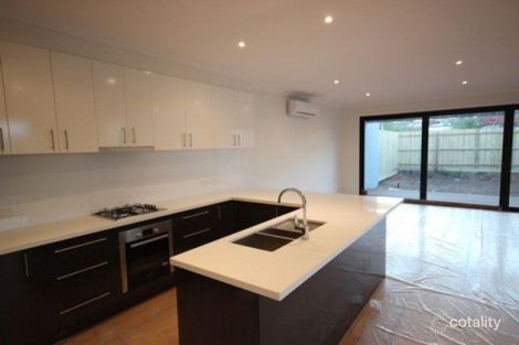 Property photo of 13B Juliana Street Bentleigh East VIC 3165