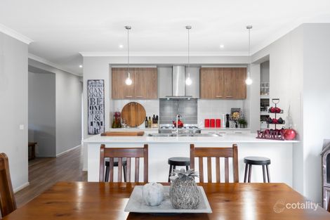 Property photo of 6 Parkside Avenue Romsey VIC 3434