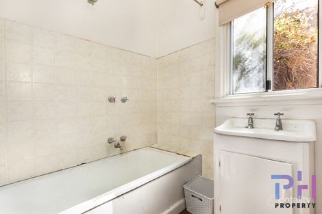 Property photo of 14 Symonds Street Golden Square VIC 3555