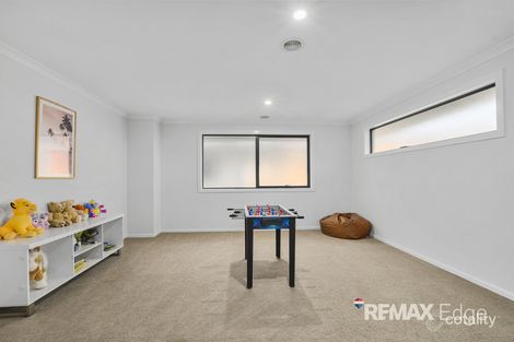 Property photo of 40 Evesham Drive Point Cook VIC 3030