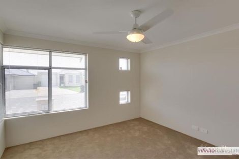 Property photo of 11 Hobson Loop Piara Waters WA 6112