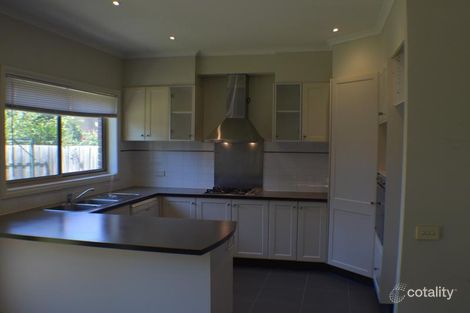 16 Lemon Gum Pde, Bundoora, VIC 3083