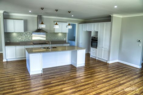 Property photo of 17 Woodlands Drive Weston NSW 2326