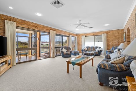 Property photo of 19 Rest Point Parade Tuncurry NSW 2428