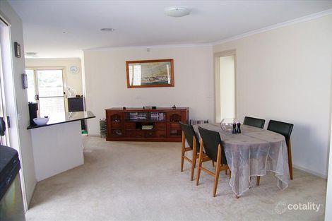 Property photo of 9/31 Dora Street Jerrabomberra NSW 2619