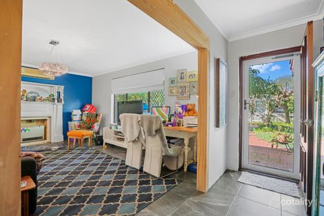 Property photo of 15 Bowden Place Armadale WA 6112