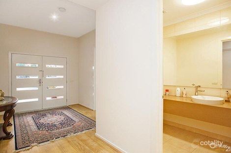 Property photo of 39 Cassowary Avenue Pakenham VIC 3810