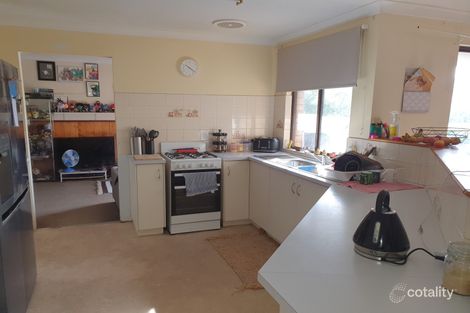 Property photo of 52 Decastilla Road Bakers Hill WA 6562