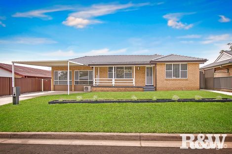 Property photo of 16 Mynah Close St Clair NSW 2759