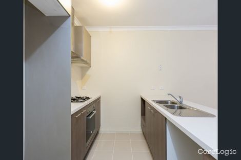 Property photo of 11 Beachside Crescent Point Cook VIC 3030