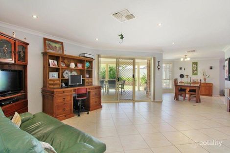 Property photo of 3 Ivory Place Hillvue NSW 2340