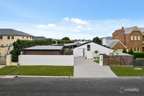 16 Flametree St, Bridgeman Downs, QLD 4035