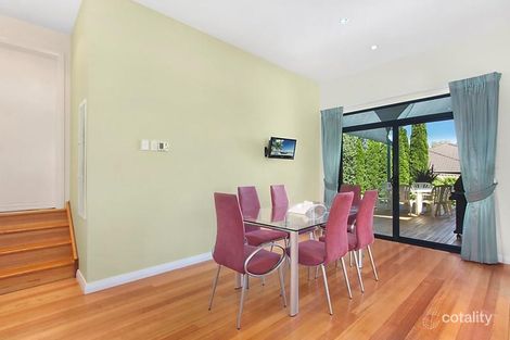 Property photo of 12 Magnolia Close Jerrabomberra NSW 2619