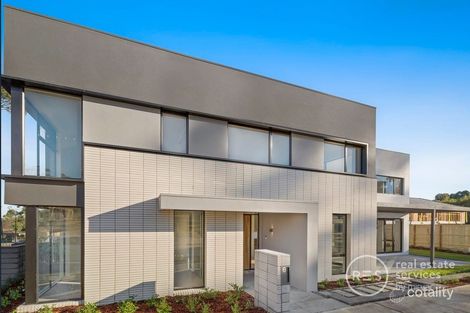 Property photo of 6 Gully Lane Doncaster VIC 3108