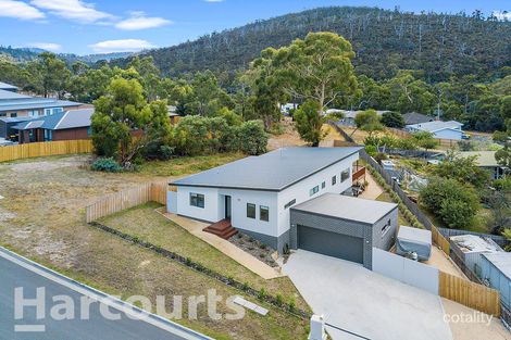 4 Hillmorton Rd, Lindisfarne, TAS 7015