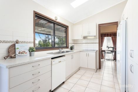Property photo of 30 Hobart Place Illawong NSW 2234