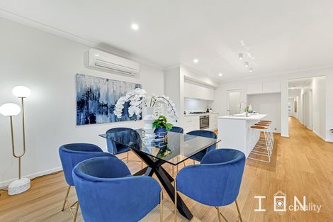 Property photo of 15 Gillingham Crescent Clyde North VIC 3978