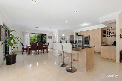 Property photo of 7 Calmwater Crescent Helensvale QLD 4212