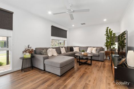 Property photo of 18 Partridge Crescent Carrum Downs VIC 3201