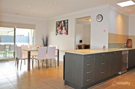 Property photo of 6 Stardust Way Wollert VIC 3750