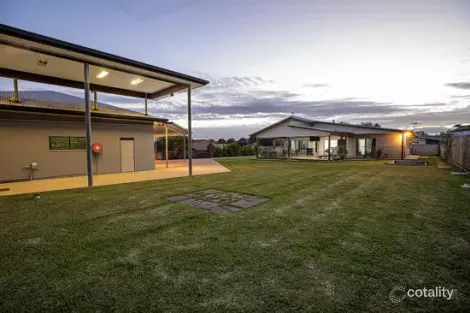 Property photo of 14 Sturt Crescent Erakala QLD 4740