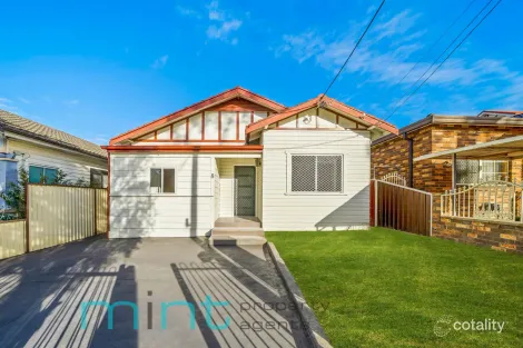 8 Samuel St, Wiley Park, NSW 2195