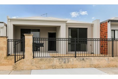 Property photo of 16 Pickering Avenue Parmelia WA 6167