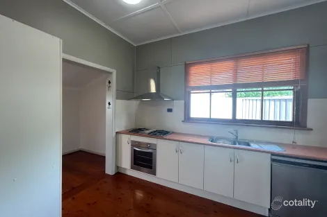 Property photo of 17 Cambewarra Road Bomaderry NSW 2541