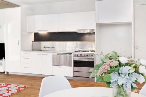 Property photo of 6/63 Ormond Esplanade Elwood VIC 3184