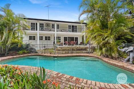 Property photo of 17 Banksia Place Lugarno NSW 2210