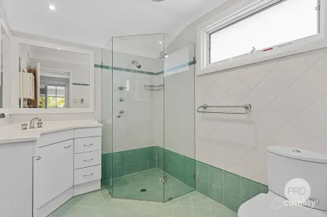 Property photo of 17 Banksia Place Lugarno NSW 2210