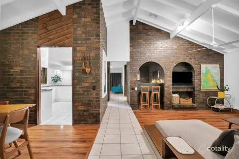 3 Conebush Cres, Bellbowrie, QLD 4070